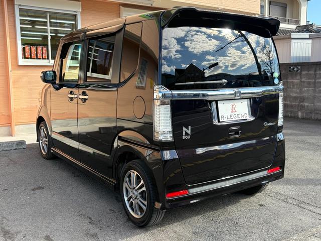 N-BOXカスタム G・Lパッケージ パワ-スライドドア/ナビ・TV/Bluetooth/オ-トエアコン/プッシュスタ-ト/スマ-トキ-/電動格納ミラ-/ドアバイザ-/タイミングチェ-ン/ISOFIX(14枚目)