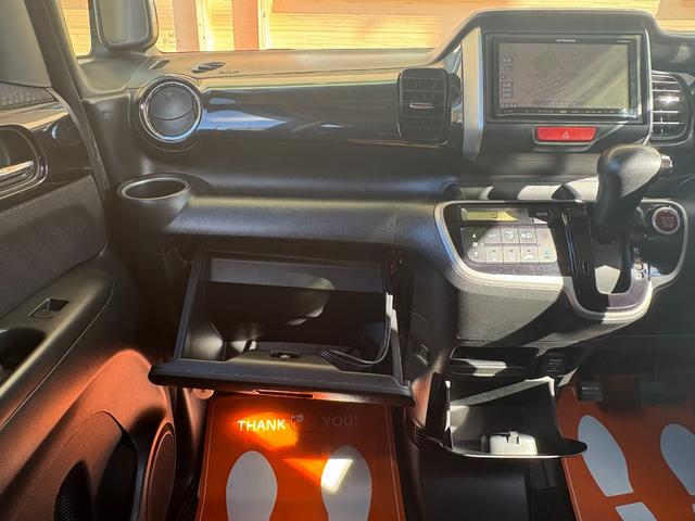 N-BOXカスタム G・Lパッケージ パワ-スライドドア/ナビ・TV/Bluetooth/オ-トエアコン/プッシュスタ-ト/スマ-トキ-/電動格納ミラ-/ドアバイザ-/タイミングチェ-ン/ISOFIX(39枚目)