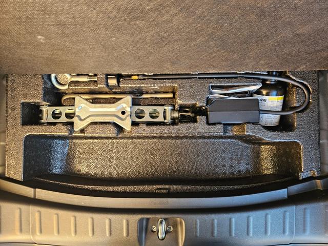 N-BOXカスタム G・Lパッケージ パワ-スライドドア/前後ドラレコ/ETC/ナビ・TV/Bluetooth/オ-トエアコン/プッシュスタ-ト/スマ-トキ-/電動格納ミラ-/アイドリングストップ/ドアバイザ-/Tチェ-ン/ISOFIX(47枚目)