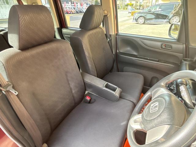 Ｎ－ＢＯＸカスタム Ｇ　両側スライド／オ－トライト／社外アルミホイ－ル／プッシュスタ－ト／スマ－トキ－／ＣＤ再生／ＡＵＸ入力／電動格納ミラ－／アイドリングストップ／ドアバイザ－／タイミングチェ－ン／ＩＳＯＦＩＸ（22枚目）