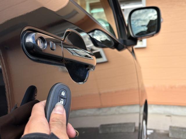 MRワゴン X ナビ・TV/オ-トエアコン/アイドリングストップ/プッシュスタ-ト/スマ-トキ-/電動格納ミラ-/ドアバイザ-/タイミングチェ-ン/ISOFIX(8枚目)