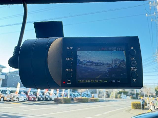 ����K�{�̃h���C�u���R�[�_�[�t�����X����\��Ȃ�s�b�^���ł���������̍ۂɂ��t���Ă��đ��͂���܂����