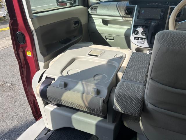 タント L SA ワンオ-ナ-/レ-ダ-ブレ-キサポ-ト/ETC/ナビ・TV/Bluetooth/エコアイドル/電動格納ミラ-/ドアバイザ-/タイミングチェ-ン(41枚目)