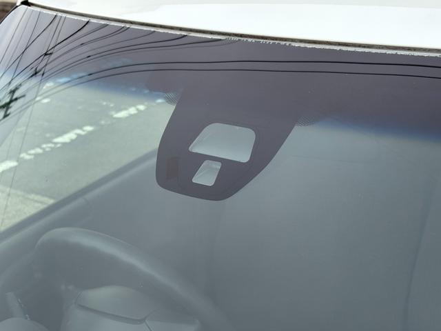 N-ONE スタンダード・ローダウン 衝突軽減ブレ-キ/ロ-ダウン/ETC/オ-トエアコン/プッシュスタ-ト/スマ-トキ-・スペアキ-付/アイドリングストップ/電動格納ミラ-/ドアバイザ-/タイミングチェ-ン/ISOFIX(7枚目)