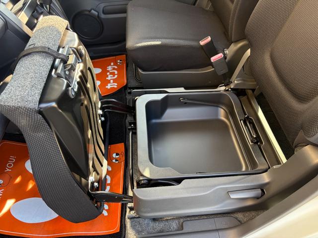 ハスラー A CD再生/キ-レス/ドアバイザ-/タイミングチェ-ン/エアコン/パワステ/4人乗り/軽自動車(29枚目)