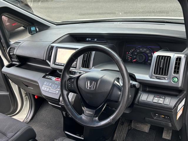 ステップワゴンスパーダ Z ナビ Bカメラ ETC 左右電動ドア(32枚目)