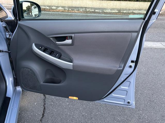 ���X�͍����P�V�����̉��E������_�̋߂��ɓX�܂��������܂��B���Ԃł��A�N�Z�X���₷���ꏊ�Ɍ�����܂��B�d�Ԃł��z���̍ۂ��Ŋ�̐���w�܂ł��}���ɎQ��܂��B���C�y�ɂ��₢���킹�������I