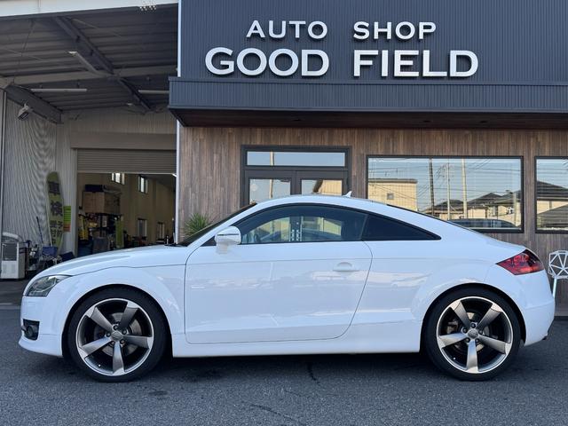 TTクーペ 2.0TFSI 本革シート/19インチAW/電動格納式リアスポイラー/バイキセノンヘッドライト(9枚目)