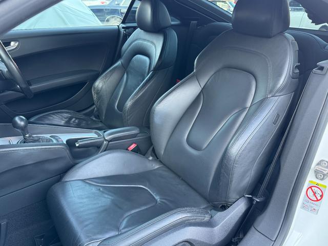 TTクーペ 2.0TFSI 本革シート/19インチAW/電動格納式リアスポイラー/バイキセノンヘッドライト(34枚目)