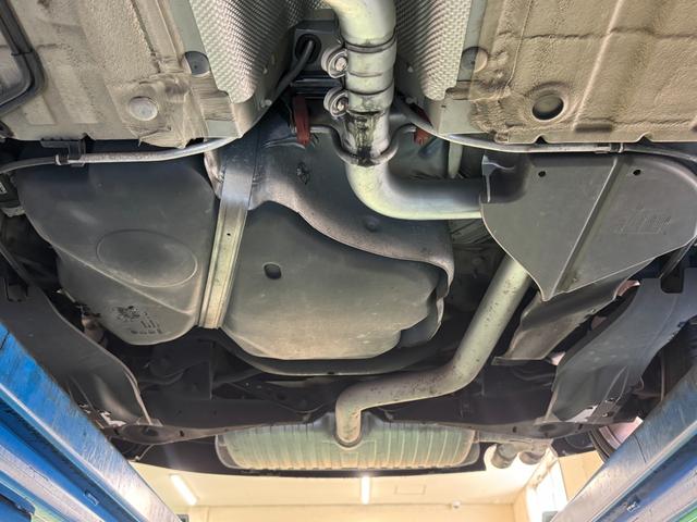 TTクーペ 2.0TFSI 本革シート/19インチAW/電動格納式リアスポイラー/バイキセノンヘッドライト(61枚目)