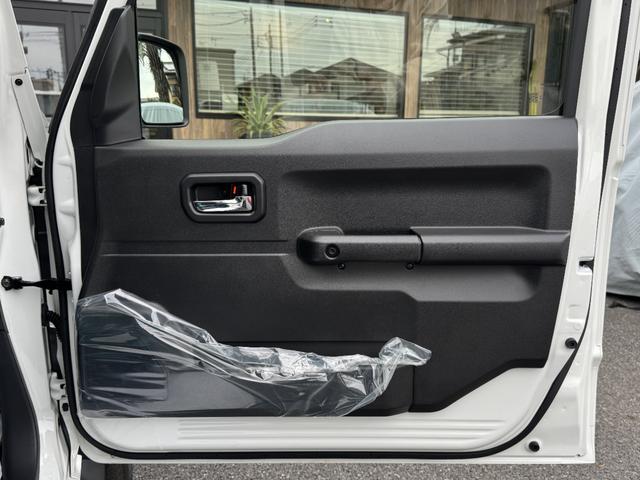 ジムニーノマド FC 登録済み未使用車/ディスプレイオーディオ/バックカメラ/スズキセーフティサポート/アダプティブクルーズコントロール/誤発進抑制機能/スプッシュスタートシステム/運転席・助手席シートヒーター(41枚目)