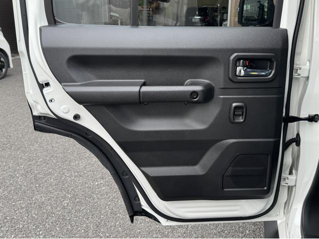 ジムニーノマド FC 登録済み未使用車/ディスプレイオーディオ/バックカメラ/スズキセーフティサポート/アダプティブクルーズコントロール/誤発進抑制機能/スプッシュスタートシステム/運転席・助手席シートヒーター(44枚目)