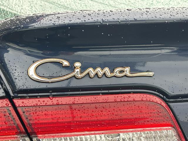 シーマ ３０ＴＲ　オートクルーズコントロール　ナビ　社外１９ＡＷ　オートライト　ＡＴ　キーレスエントリー　電動格納ミラー　ターボ　パワーシート　カセット　ＡＢＳ　エアコン　パワーステアリング　パワーウィンドウ（22枚目）