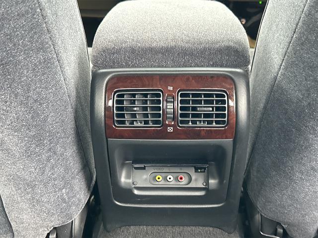 シーマ ３０ＴＲ　オートクルーズコントロール　ナビ　社外１９ＡＷ　オートライト　ＡＴ　キーレスエントリー　電動格納ミラー　ターボ　パワーシート　カセット　ＡＢＳ　エアコン　パワーステアリング　パワーウィンドウ（45枚目）