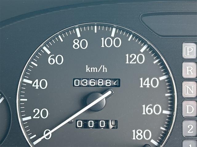 シーマ ３０ＴＲ　オートクルーズコントロール　ナビ　社外１９ＡＷ　オートライト　ＡＴ　キーレスエントリー　電動格納ミラー　ターボ　パワーシート　カセット　ＡＢＳ　エアコン　パワーステアリング　パワーウィンドウ（47枚目）