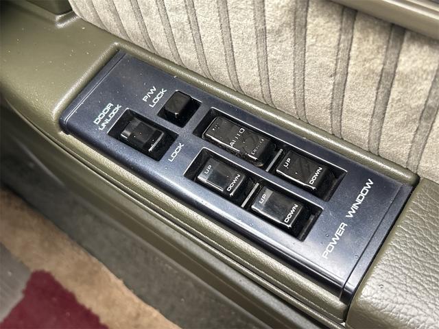 ローレル グランドエクストラ　ＡＴ　カセット　ラジオ　エアコン　フェンダーミラー　ＲＢ２０（11枚目）