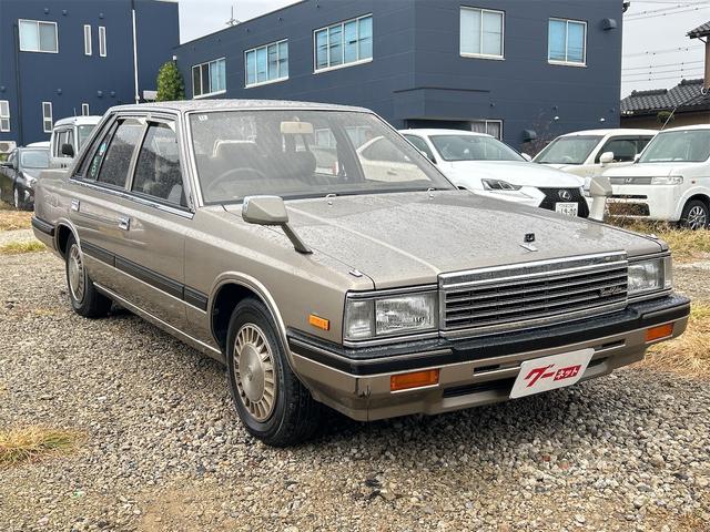 ローレル グランドエクストラ　ＡＴ　カセット　ラジオ　エアコン　フェンダーミラー　ＲＢ２０（14枚目）