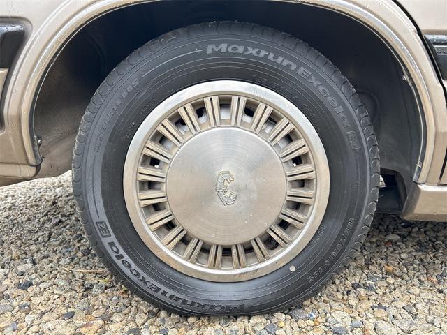 ローレル グランドエクストラ　ＡＴ　カセット　ラジオ　エアコン　フェンダーミラー　ＲＢ２０（20枚目）