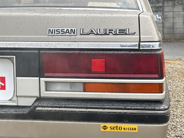 ローレル グランドエクストラ　ＡＴ　カセット　ラジオ　エアコン　フェンダーミラー　ＲＢ２０（24枚目）