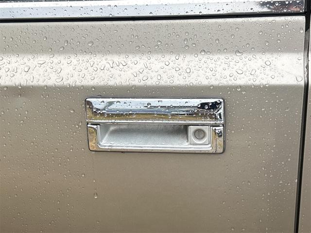 ローレル グランドエクストラ　ＡＴ　カセット　ラジオ　エアコン　フェンダーミラー　ＲＢ２０（26枚目）