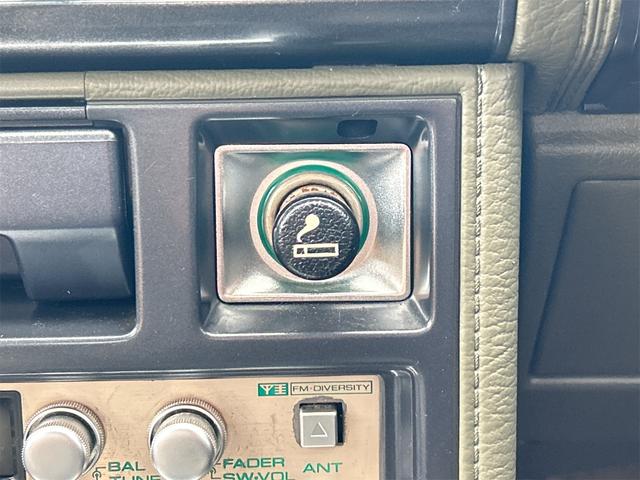 ローレル グランドエクストラ　ＡＴ　カセット　ラジオ　エアコン　フェンダーミラー　ＲＢ２０（37枚目）