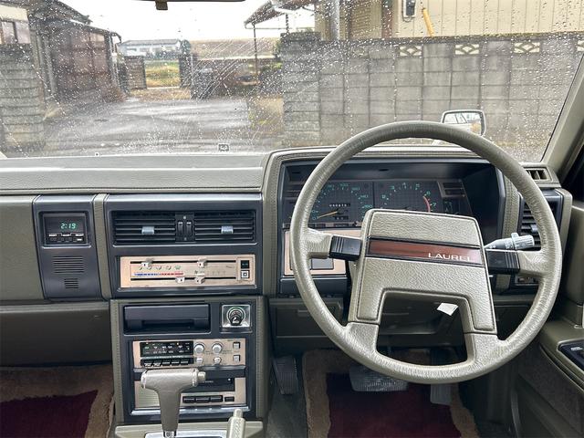 ローレル グランドエクストラ　ＡＴ　カセット　ラジオ　エアコン　フェンダーミラー　ＲＢ２０（45枚目）