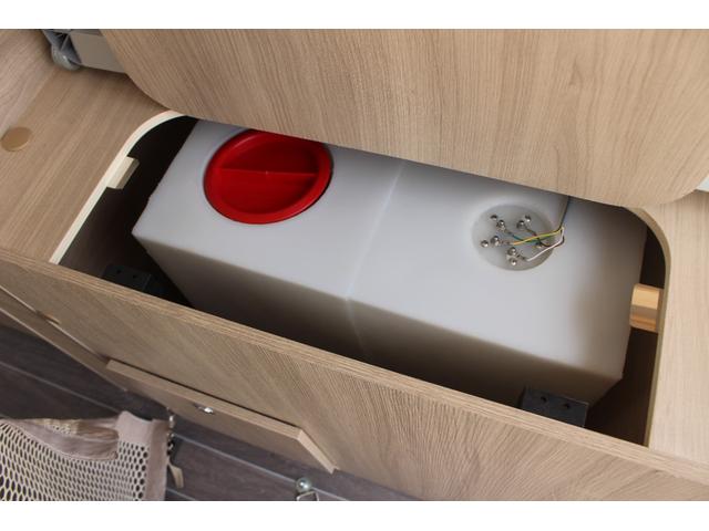 デュカト ローラーチーム　リングストーン　Ｋ２　フロントスカイルーフ　燃料９０Ｌ　セーフティーパック　ＬＥＤヘッドライト　デイライト　パーキングセンサー　右ハンドル　電動ステップ　燃料式温水ボイラー　ＦＦヒーター　９０Ｌ給排水タンク　１２Ｖクーラー（13枚目）