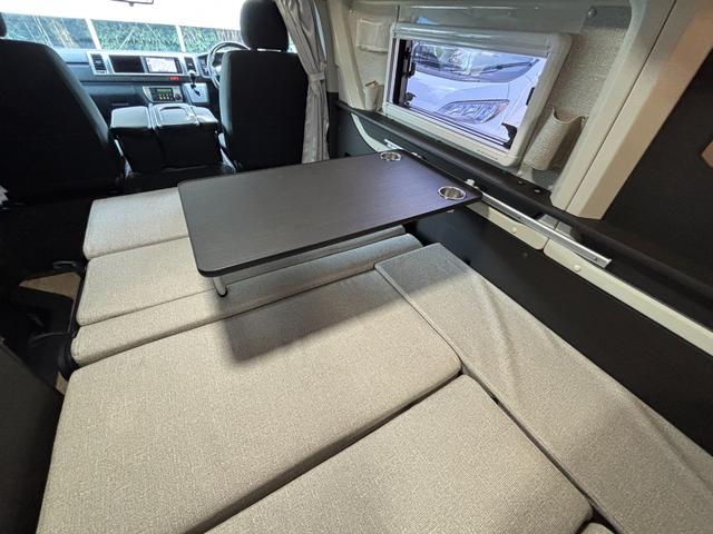 ハイエースバン FOCS ヴェルティス 12Vクーラー ツインサブバッテリー DC冷蔵庫 架装部モニター 外部電源 外部充電器 走行充電器 リアクーラー リアヒーター シンク(61枚目)