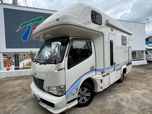 カムロード ナッツRV クレソンボヤージュ タイプW オーニング FFヒーター マックスファン 液晶TV ガゼルアンテナ 1500Wインバーター ツインサブバッテリー シンク 給水・排水ポリタンク 冷蔵庫 レカロシート 強化ショック フェイスパネル(54枚目)