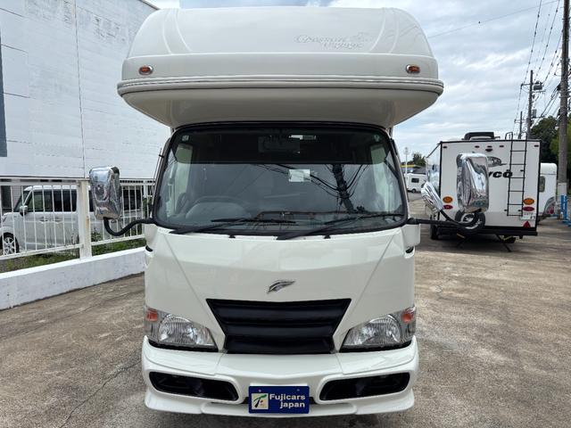 カムロード ナッツRV クレソンボヤージュ タイプW オーニング FFヒーター マックスファン 液晶TV ガゼルアンテナ 1500Wインバーター ツインサブバッテリー シンク 給水・排水ポリタンク 冷蔵庫 レカロシート 強化ショック フェイスパネル(55枚目)