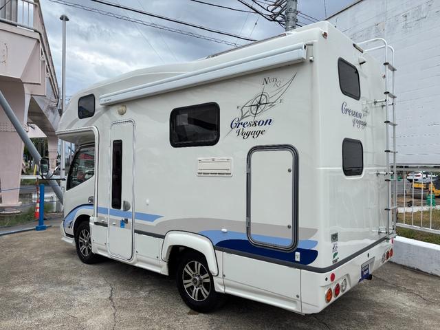 カムロード ナッツRV クレソンボヤージュ タイプW オーニング FFヒーター マックスファン 液晶TV ガゼルアンテナ 1500Wインバーター ツインサブバッテリー シンク 給水・排水ポリタンク 冷蔵庫 レカロシート 強化ショック フェイスパネル(59枚目)