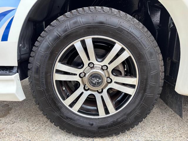 カムロード ナッツRV クレソンボヤージュ タイプW オーニング FFヒーター マックスファン 液晶TV ガゼルアンテナ 1500Wインバーター ツインサブバッテリー シンク 給水・排水ポリタンク 冷蔵庫 レカロシート 強化ショック フェイスパネル(69枚目)