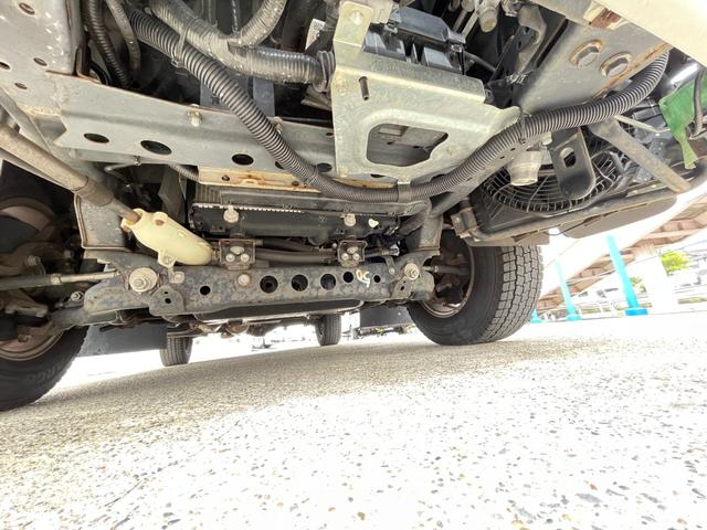 カムロード ナッツRV クレソンボヤージュ タイプX ガソリン・2WD・FFヒーター・電子レンジ・ツインサブバッテリー・インバーター1500W・走行充電・外部充電・マックスファン(35枚目)