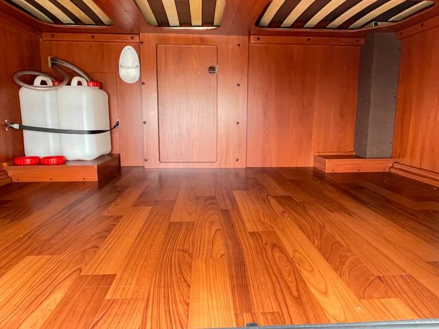 カムロード ナッツRV クレソンボヤージュ タイプX ガソリン・2WD・FFヒーター・電子レンジ・ツインサブバッテリー・インバーター1500W・走行充電・外部充電・マックスファン(44枚目)