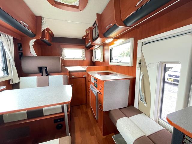 カムロード ナッツRV クレソンボヤージュ タイプX ガソリン・2WD・FFヒーター・電子レンジ・ツインサブバッテリー・インバーター1500W・走行充電・外部充電・マックスファン(54枚目)