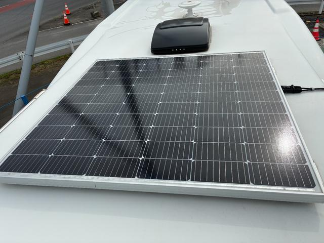 カムロード ナッツRV クレソンボヤージュ タイプX ガソリン・2WD・FFヒーター・電子レンジ・ツインサブバッテリー・インバーター1500W・走行充電・外部充電・マックスファン(61枚目)