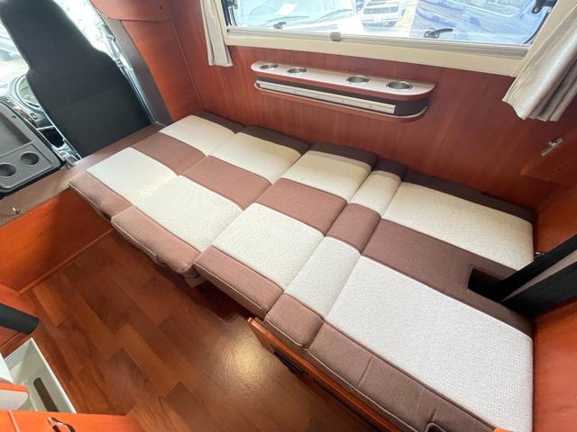 カムロード ナッツRV クレソンボヤージュ タイプX ガソリン・2WD・FFヒーター・電子レンジ・ツインサブバッテリー・インバーター1500W・走行充電・外部充電・マックスファン(64枚目)