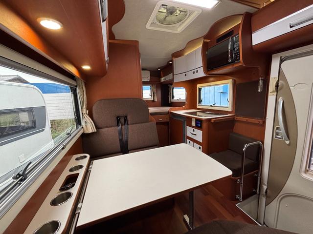 カムロード ナッツRV クレア5.3X エボリューション ディーゼル・2WD・エボリューションシステム・家庭用エアコン・FFヒーター・冷蔵庫・電子レンジ・トリプルサブバッテリー・サイドオーニング・タイプX・マルチルーム付き(50枚目)