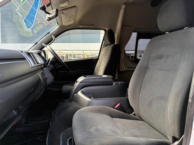 ハイエースバン トイファクトリー トイズボックス スーパーロング・ガソリン・2WD・シングルサブバッテリー・就寝人数5名・ソーラーパネル・シンク・FFヒーター(33枚目)