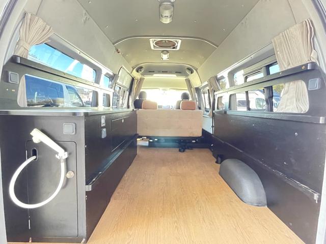 ハイエースバン トイファクトリー トイズボックス スーパーロング・ガソリン・2WD・シングルサブバッテリー・就寝人数5名・ソーラーパネル・シンク・FFヒーター(53枚目)