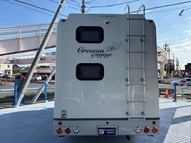 カムロード ナッツＲＶ　クレソンボヤージュタイプＷ　ＦＦヒーター・マルチルーム・ＤＣ冷蔵庫・ツインサブバッテリー・走行充電器・外部充電器・マックスファン・ガソリン・２ＷＤ・リアクーラー（20枚目）