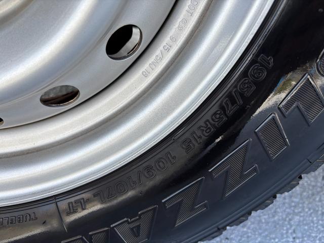 カムロード ナッツＲＶ　クレソンボヤージュタイプＷ　ＦＦヒーター・マルチルーム・ＤＣ冷蔵庫・ツインサブバッテリー・走行充電器・外部充電器・マックスファン・ガソリン・２ＷＤ・リアクーラー（31枚目）