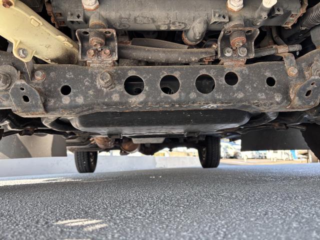 カムロード ナッツＲＶ　クレソンボヤージュタイプＷ　ＦＦヒーター・マルチルーム・ＤＣ冷蔵庫・ツインサブバッテリー・走行充電器・外部充電器・マックスファン・ガソリン・２ＷＤ・リアクーラー（34枚目）