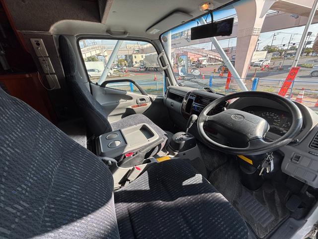 カムロード ナッツＲＶ　クレソンボヤージュタイプＷ　ＦＦヒーター・マルチルーム・ＤＣ冷蔵庫・ツインサブバッテリー・走行充電器・外部充電器・マックスファン・ガソリン・２ＷＤ・リアクーラー（42枚目）