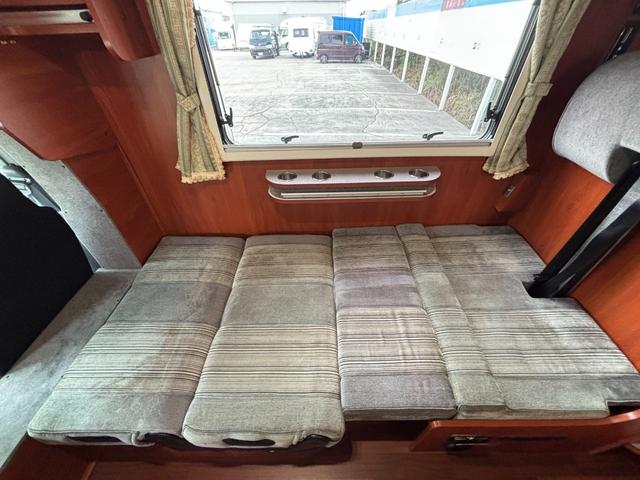 カムロード ナッツＲＶ　クレソンボヤージュタイプＷ　ＦＦヒーター・マルチルーム・ＤＣ冷蔵庫・ツインサブバッテリー・走行充電器・外部充電器・マックスファン・ガソリン・２ＷＤ・リアクーラー（51枚目）