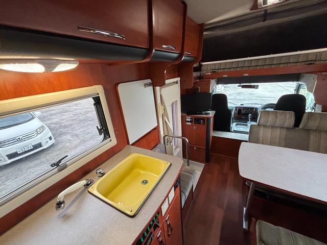 カムロード ナッツＲＶ　クレソンボヤージュタイプＷ　ＦＦヒーター・マルチルーム・ＤＣ冷蔵庫・ツインサブバッテリー・走行充電器・外部充電器・マックスファン・ガソリン・２ＷＤ・リアクーラー（52枚目）