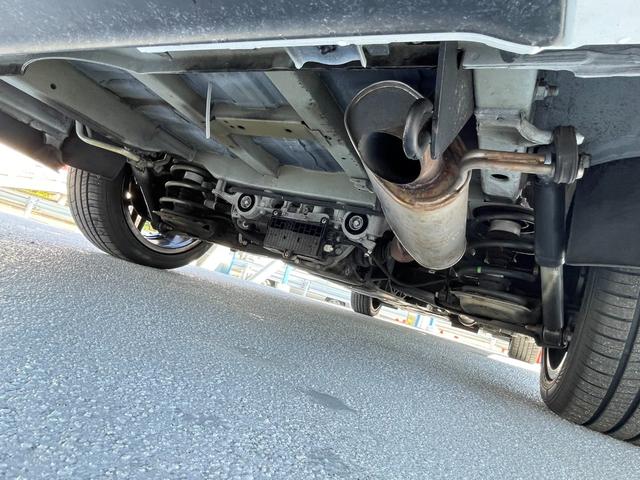 Ｖクラス フジカーズジャパン　ＶＡＬＩＳ　乗車人数５名　就寝人数２名　ＤＣ冷蔵庫　フリップダウンモニター　シングルサブバッテリー　走行充電器　外部充電器　外部電源　サンルーフ　パノラミックビューモニター　３ナンバー　内装新品　タイヤ新品（44枚目）