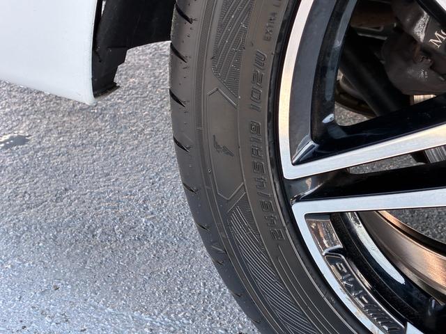 Ｖクラス フジカーズジャパン　ＶＡＬＩＳ　乗車人数５名　就寝人数２名　ＤＣ冷蔵庫　フリップダウンモニター　シングルサブバッテリー　走行充電器　外部充電器　外部電源　サンルーフ　パノラミックビューモニター　３ナンバー　内装新品　タイヤ新品（47枚目）