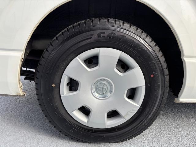 ハイエースバン トイファクトリー　ランドティピー　乗車人数７名　就寝人数４名　ＦＦヒーター　ツインサブバッテリー　インバーター３００Ｗ　外部電源　ＤＣ冷蔵庫　スーパーロング（30枚目）