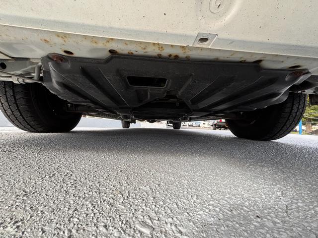 ハイエースバン トイファクトリー　ランドティピー　乗車人数７名　就寝人数４名　ＦＦヒーター　ツインサブバッテリー　インバーター３００Ｗ　外部電源　ＤＣ冷蔵庫　スーパーロング（32枚目）